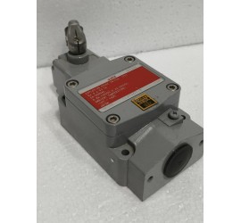 azbil 09T608 1LX7001-R EXPLOSION PROOF SWITCH