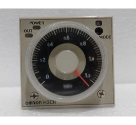 OMRON H3CR-A TIMER